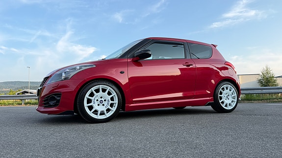 Suzuki Swift 4 of 5