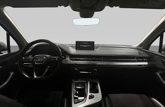 Audi Q7 11 of 23