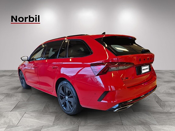 Skoda Octavia RS 3 of 5