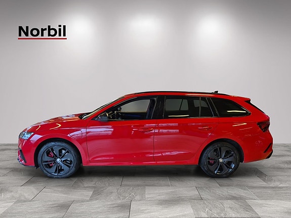 Skoda Octavia RS 2 of 5