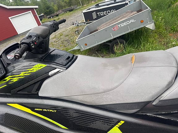 Yamaha 180 hk 3 of 5