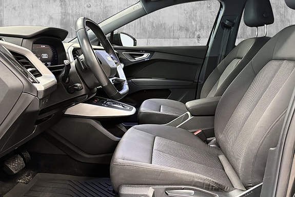 Audi Q4 e-tron 8 of 20
