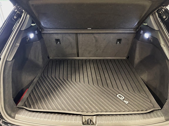 Audi Q4 e-tron 6 of 20