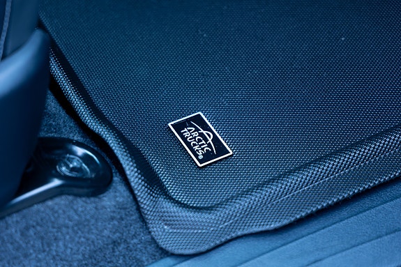 Toyota HiLux 17 of 29