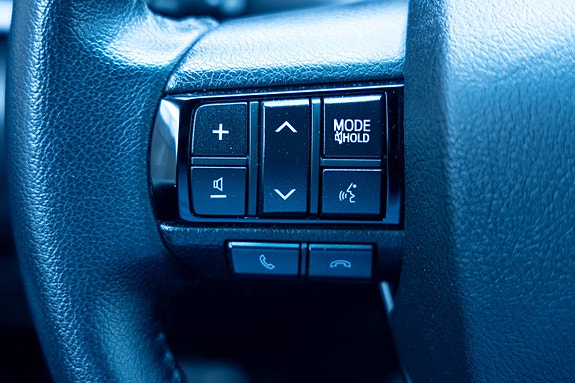 Toyota HiLux 21 of 29