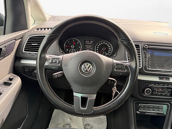 Volkswagen Sharan 14 of 30