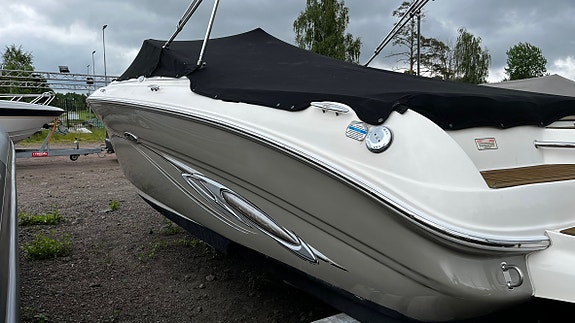 Sea Ray Sunsport 220 M/Mercury V6 - Klar for sommeren! 6 of 18