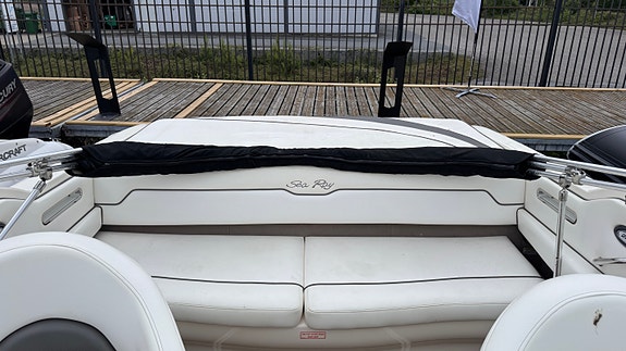 Sea Ray Sunsport 220 M/Mercury V6 - Klar for sommeren! 15 of 18
