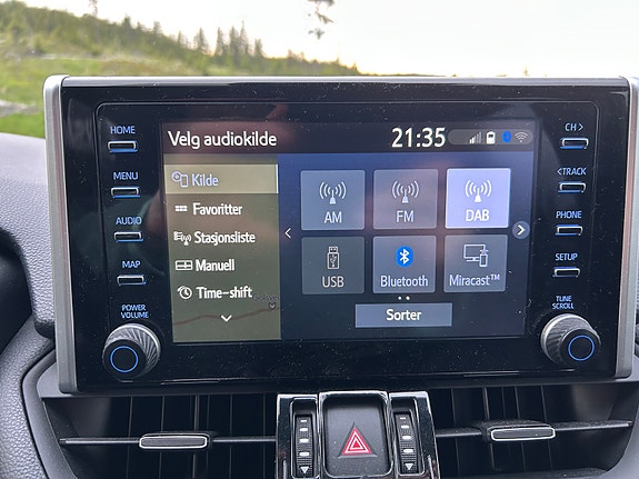 Toyota RAV4 21 of 24