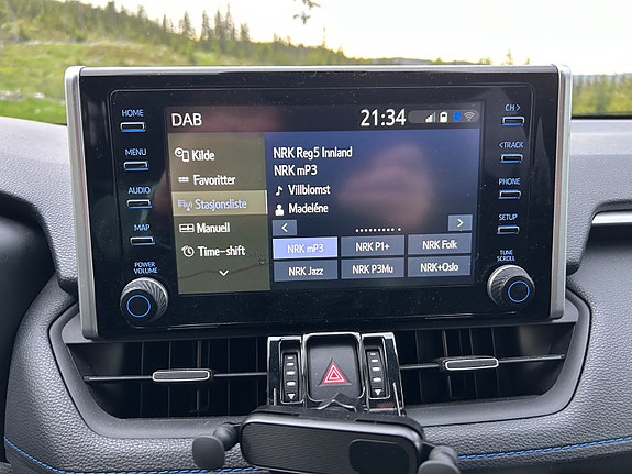Toyota RAV4 20 of 24