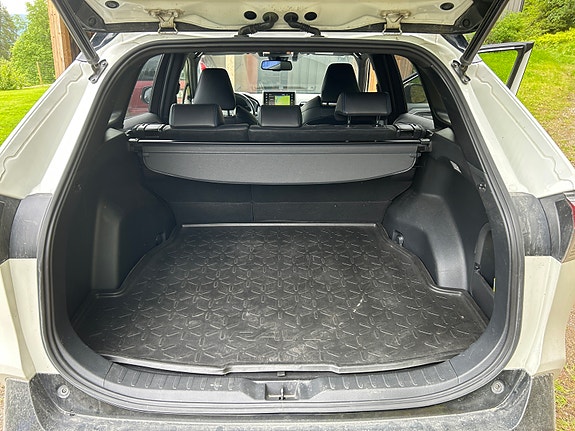 Toyota RAV4 14 of 24