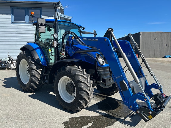 New Holland T5.120 m. frontlaster 3 of 5