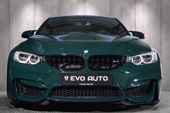 BMW M3 3 of 5