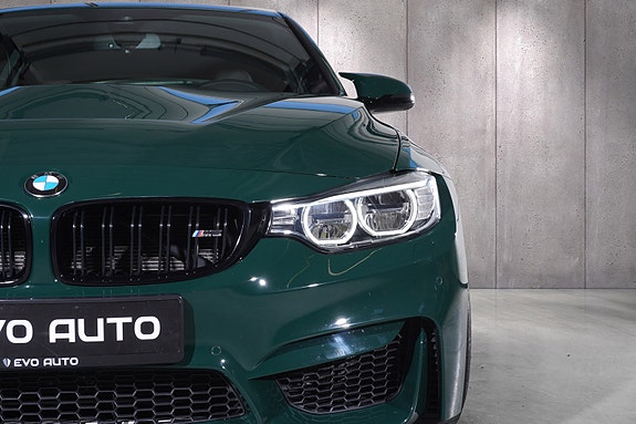 BMW M3 4 of 5