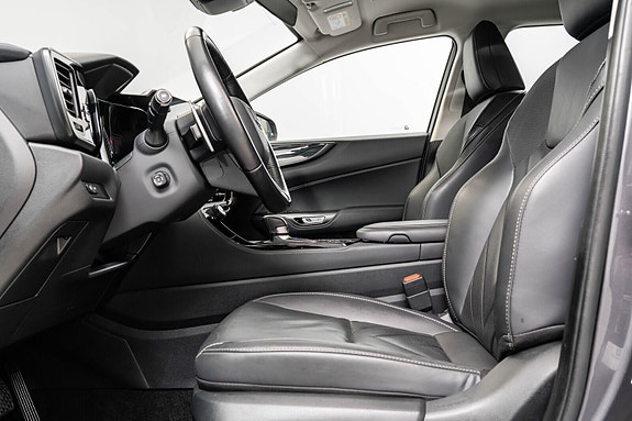 Lexus NX450h 15 of 26
