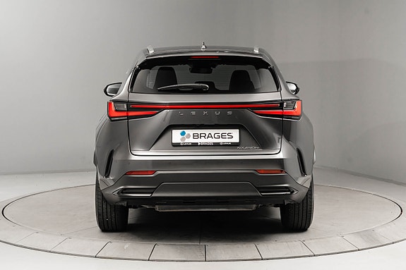 Lexus NX450h 3 of 26