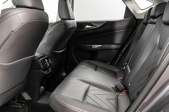 Lexus NX450h 26 of 26