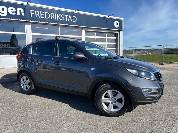 Kia Sportage 2 of 5