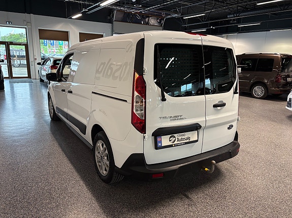 Ford Transit Connect 5 of 5