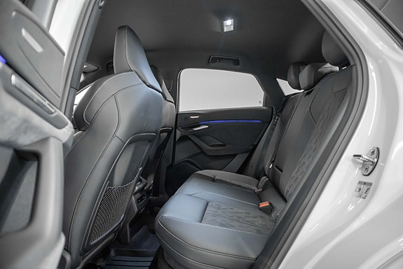 Audi Q6 e-tron 26 of 30