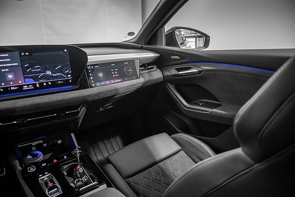 Audi Q6 e-tron 25 of 30