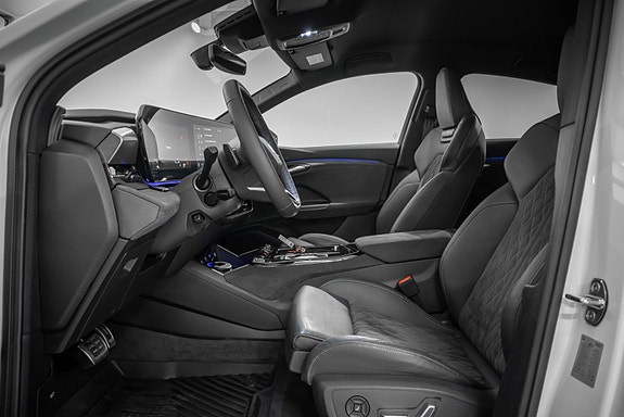 Audi Q6 e-tron 23 of 30