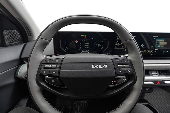 Kia EV4 18 of 28