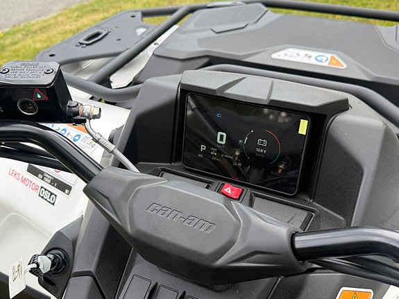 Can-Am Outlander MAX electric 13 of 15