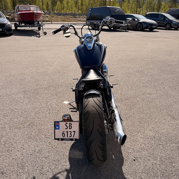 Kawasaki VN 800 Custom 4 of 5