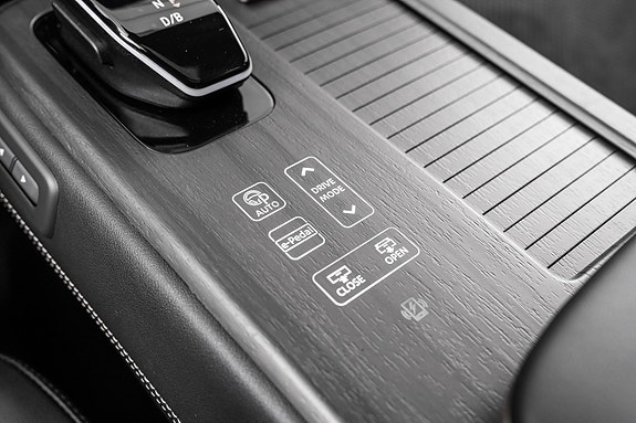 Nissan Ariya 15 of 30