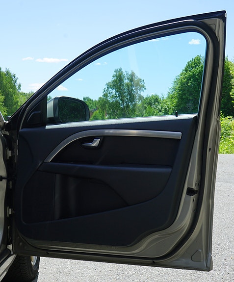 Volvo V70 28 of 30
