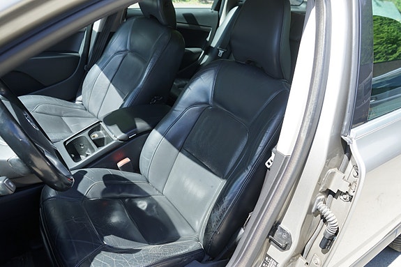 Volvo V70 23 of 30