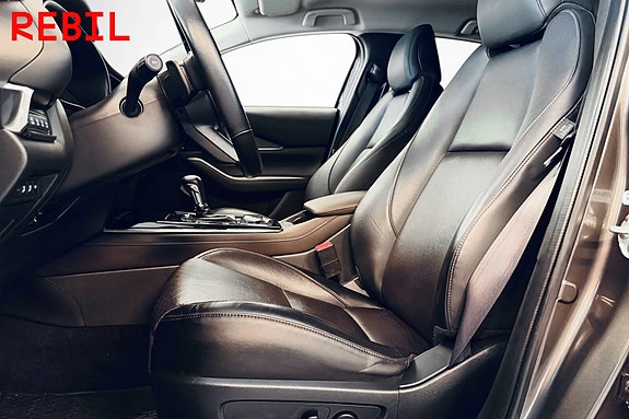 Mazda CX-30 6 of 20