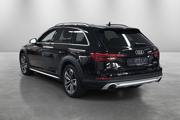 Audi A4 allroad 3 of 5