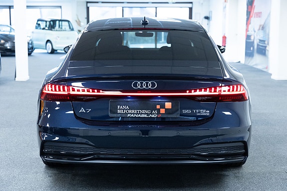 Audi A7 3 of 5