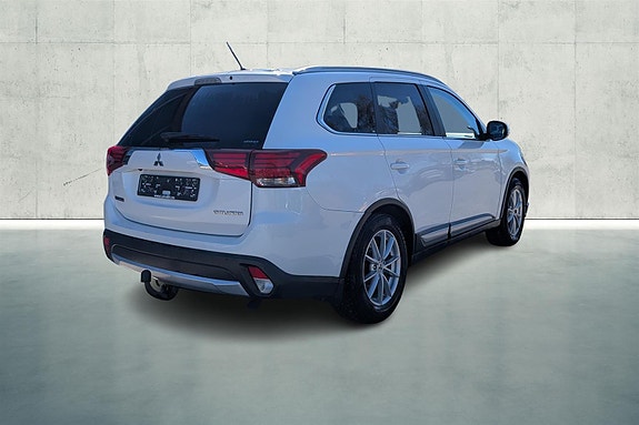 Mitsubishi Outlander 5 of 5