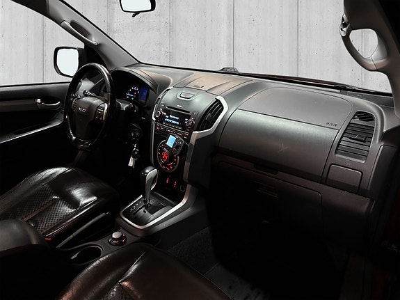 Isuzu D-max 13 of 30