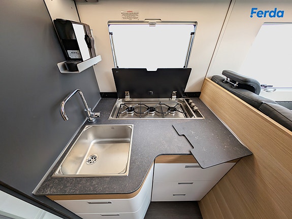 Adria Coral Plus 670 SL - Enkle Senger | Stor Garasje | 9 of 30