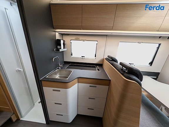 Adria Coral Plus 670 SL - Enkle Senger | Stor Garasje | 7 of 30