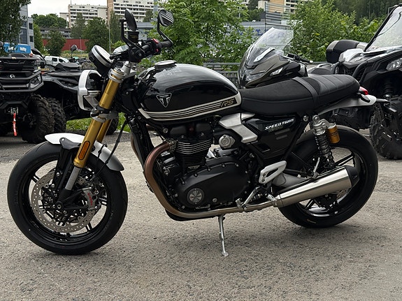 Triumph speed twin 1200 RS 7 of 7