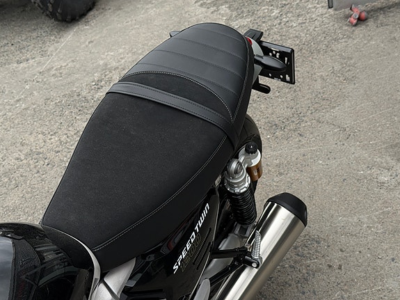 Triumph speed twin 1200 RS 5 of 7