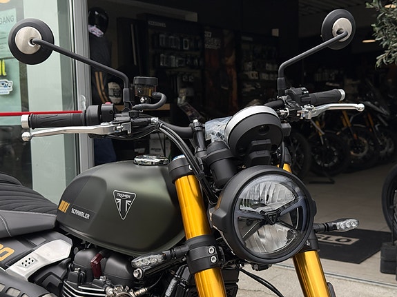 Triumph scrambler 900 2 of 6