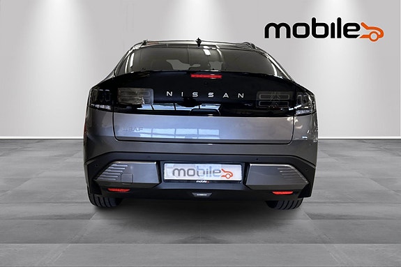 Nissan Leaf 4 of 30