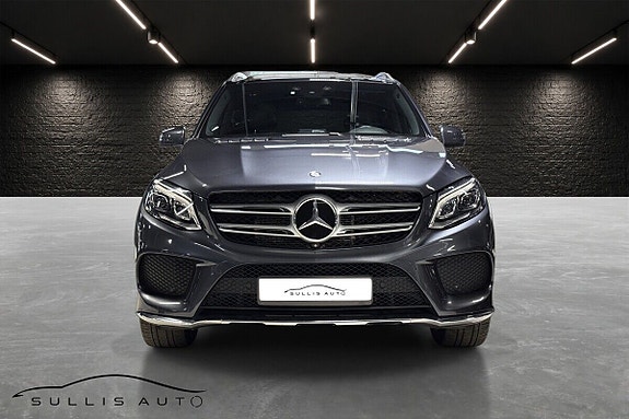 Mercedes-Benz GLE500 e 2 of 18