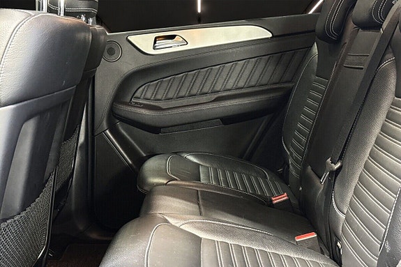 Mercedes-Benz GLE500 e 11 of 18