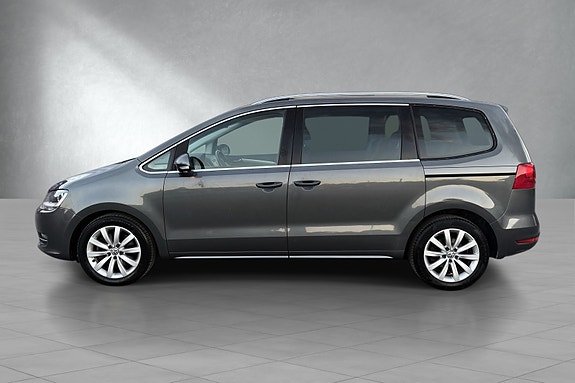 Volkswagen Sharan 3 of 30
