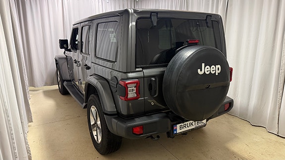 Jeep Wrangler Unlimited 7 of 27