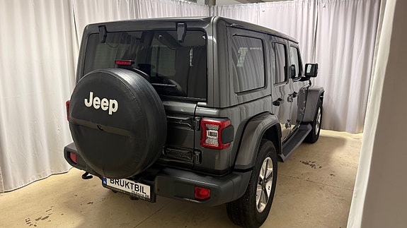 Jeep Wrangler Unlimited 5 of 5