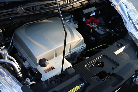 Nissan Leaf 24 of 30