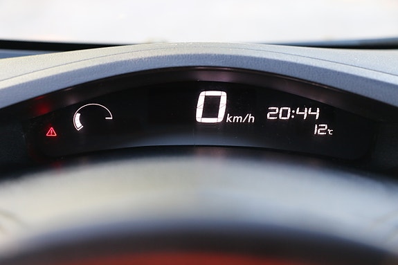 Nissan Leaf 13 of 30